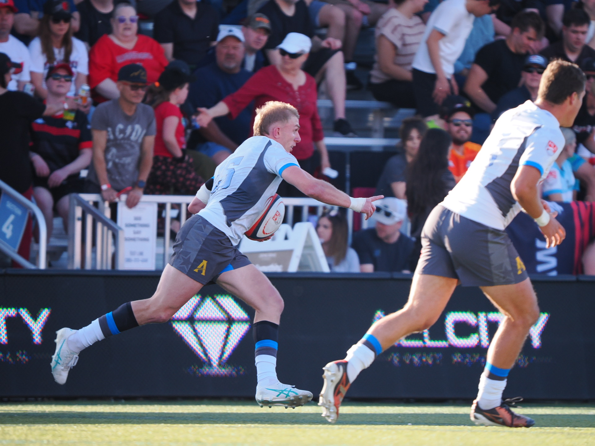 Anthem Falls On The Road To Utah, 10-31